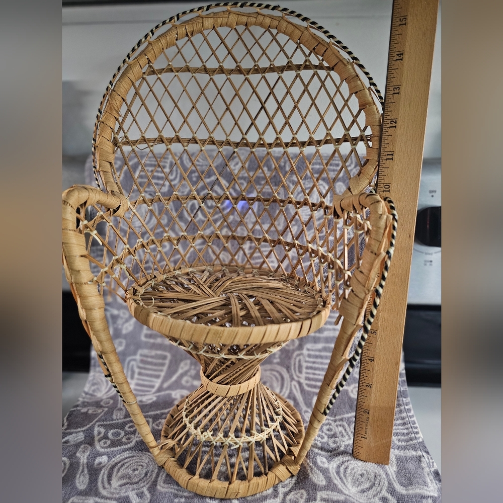 Mini Vintage Wicker Peacock Fan Back Rattan Mini Chair For Doll Or Plant Stand